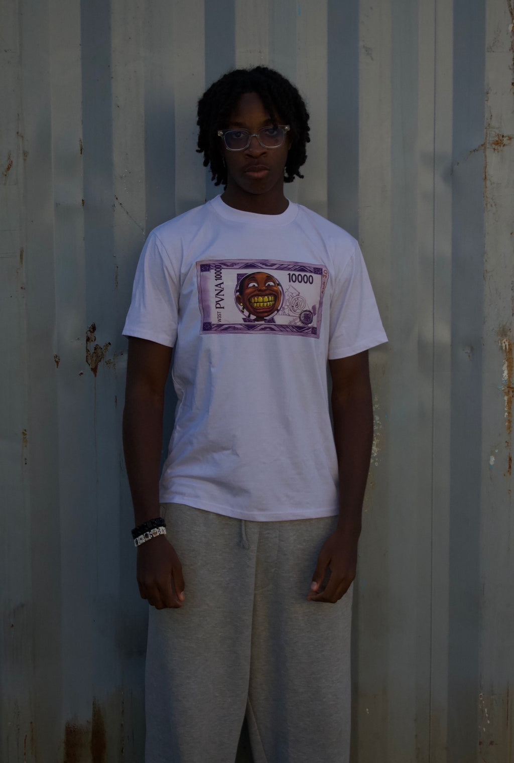 ISSUE 001 TEE